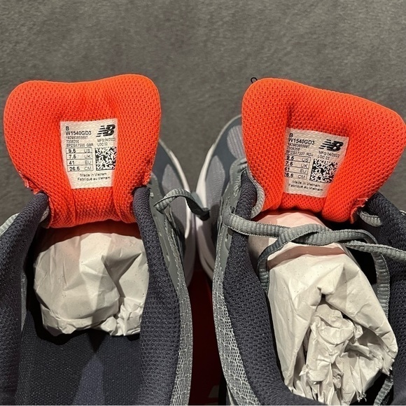 New Balance Women’s Running Shoes Size 9.5 - Picture 11 of 13